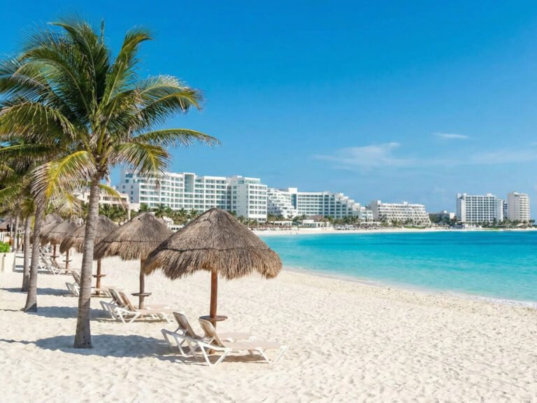 Escape to Paradise: Why Cancun Is Still the Ultimate Caribbean Getaway (And How to Book It)